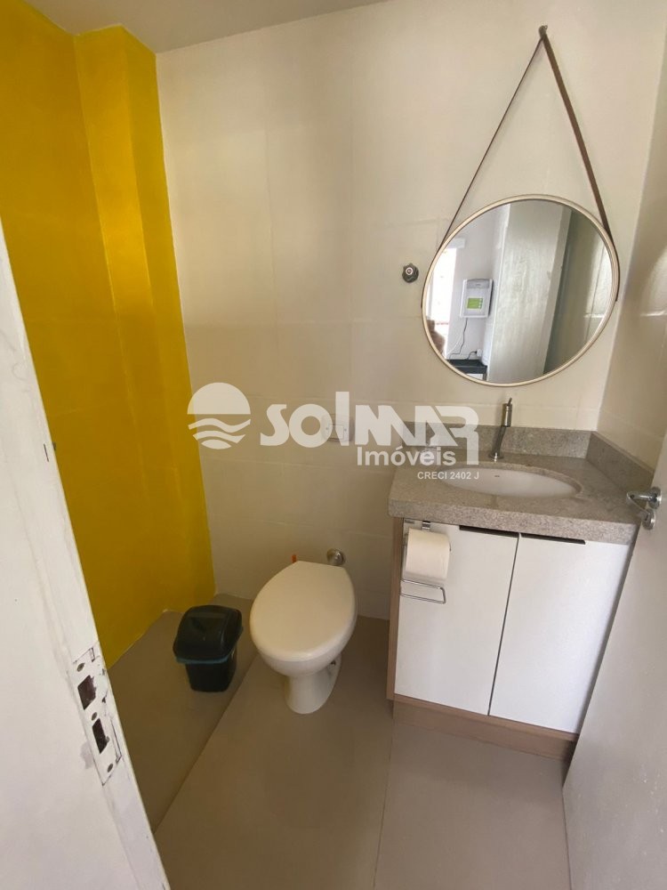 02 DORMITRIOS E 01 VAGA DE GARAGEM - MEIA PRAIA