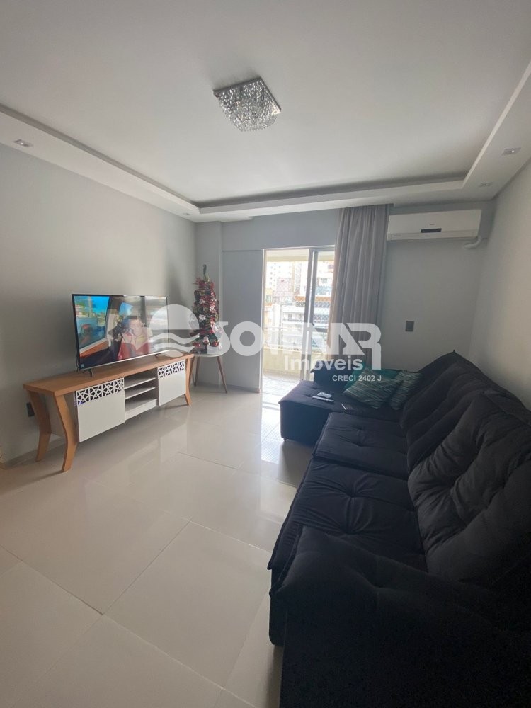 02 DORMITRIOS E 01 VAGA DE GARAGEM - MEIA PRAIA