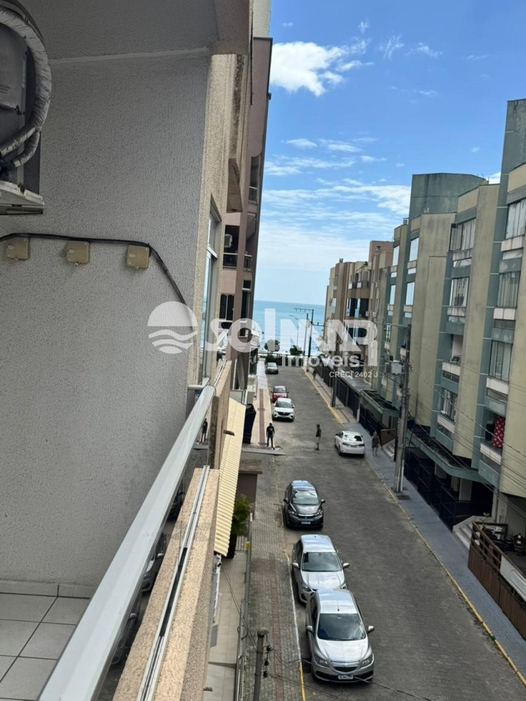 02 DORMIT�RIOS E 01 VAGA DE GARAGEM - QUADRA MAR