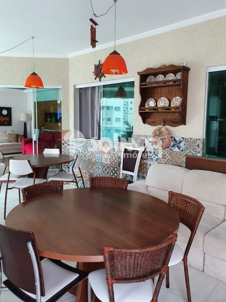 04 DORM E 02 VAGAS - PISCINA PRIVATIVA