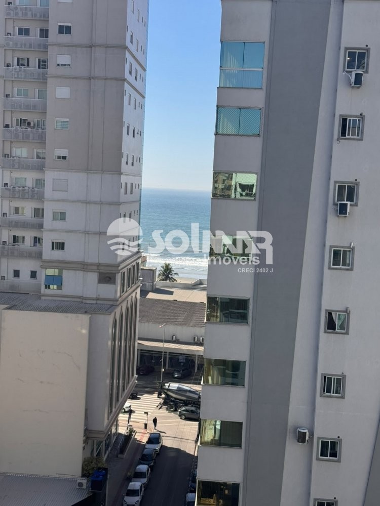 04 DORM SENDO 2 SUITES E 02 VAGAS  PISCINA 