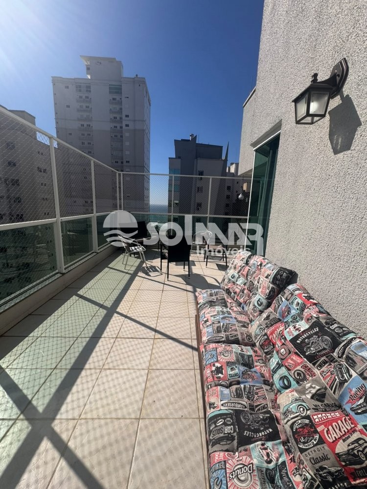 04 DORM SENDO 2 SUITES E 02 VAGAS  PISCINA 