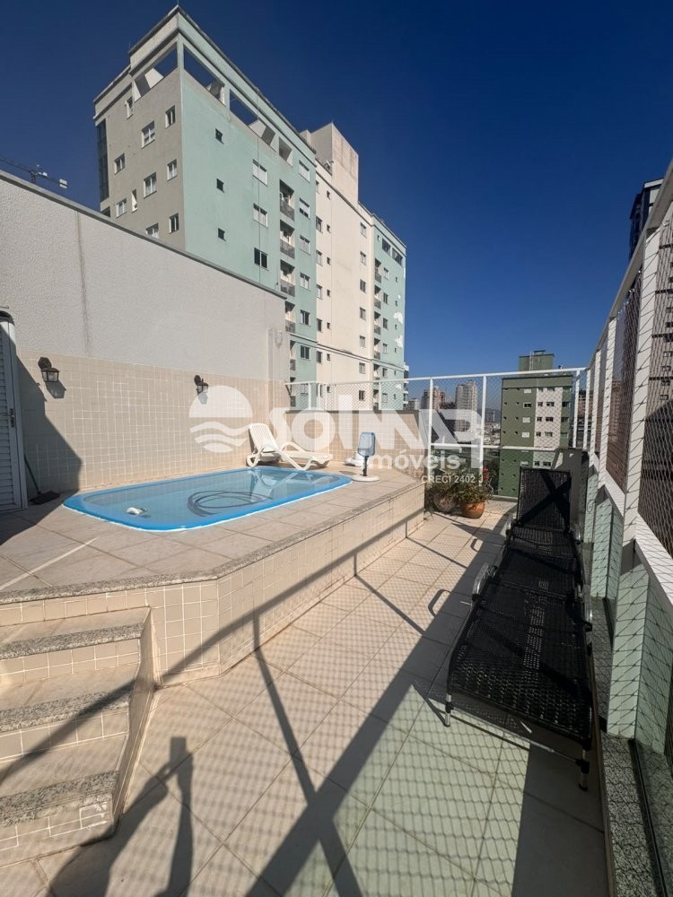 04 DORM SENDO 2 SUITES E 02 VAGAS  PISCINA 