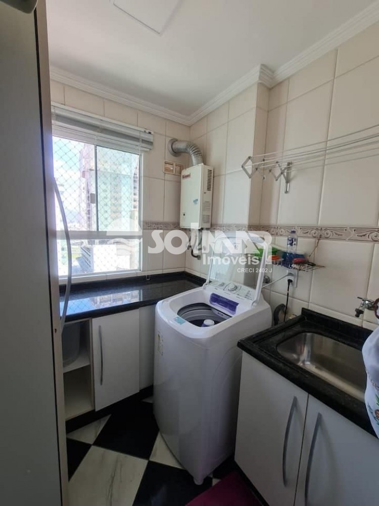 03 DORM E 02 VAGAS DE GARAGEM - AT 100M DA PRAIA 