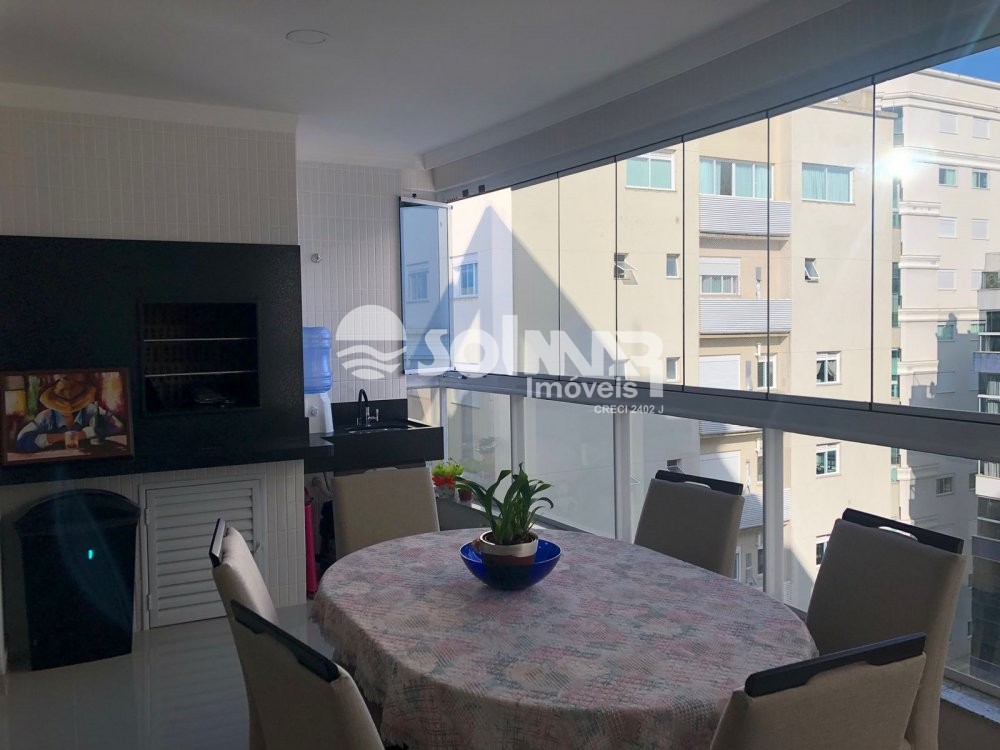 03 suites bem localizado 03 vagas em Itapema