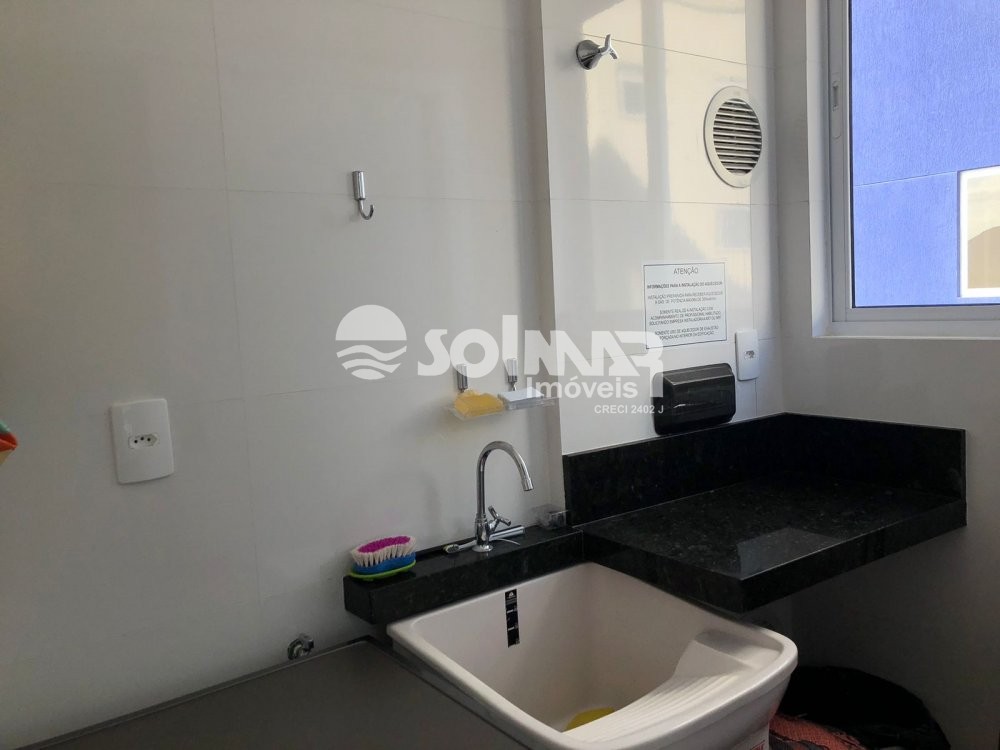 03 suites bem localizado 03 vagas em Itapema