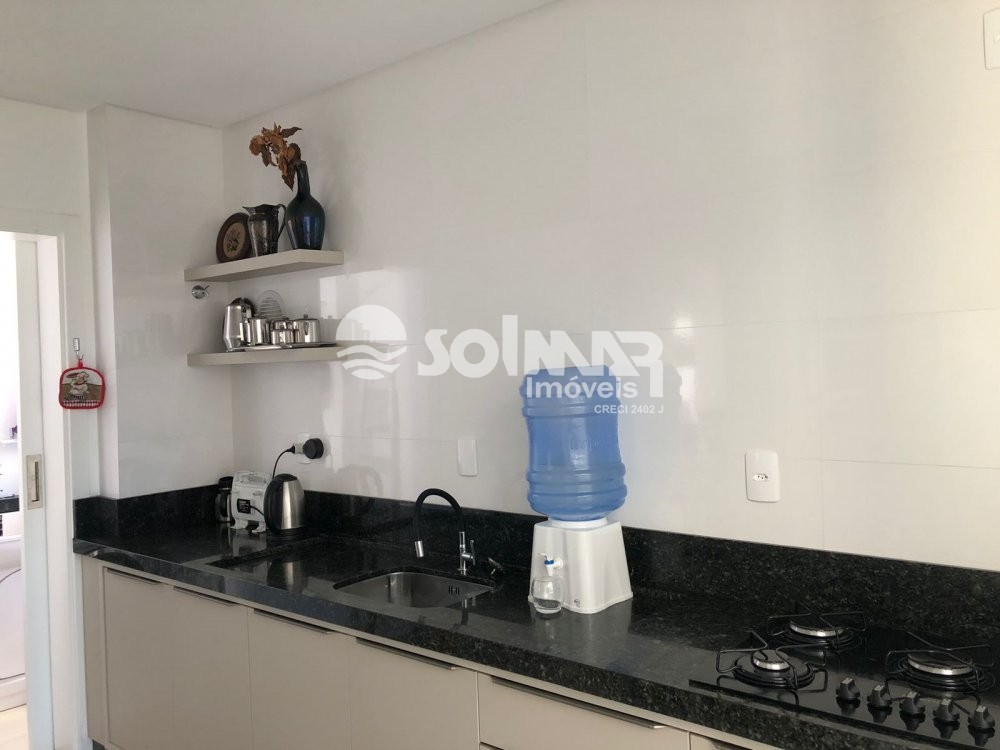 03 suites bem localizado 03 vagas em Itapema