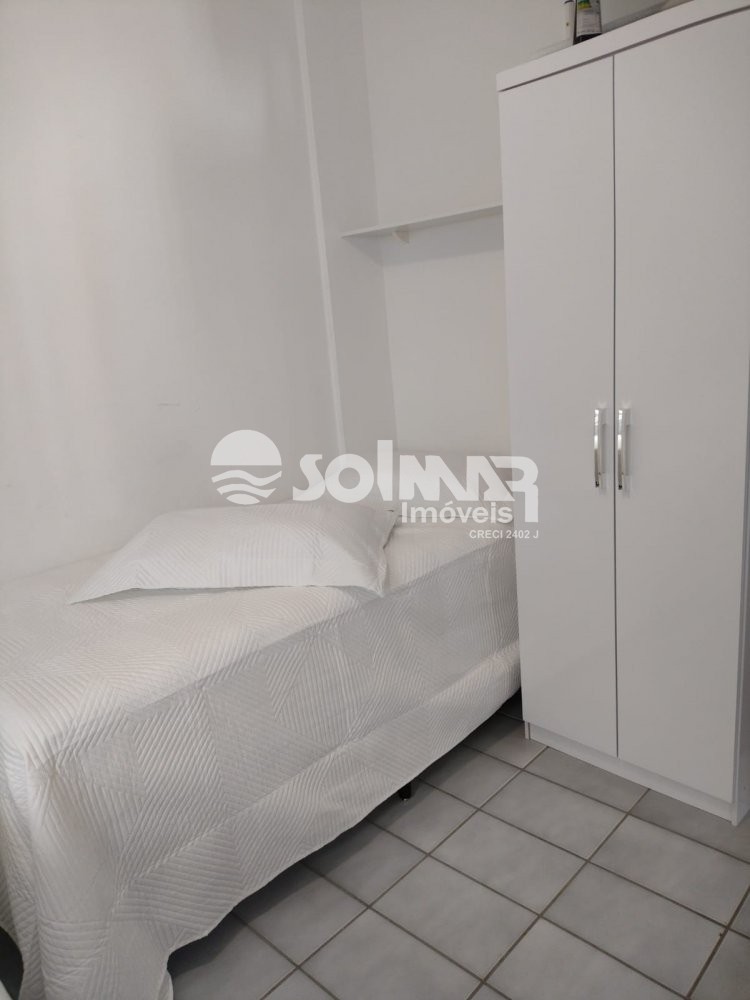 02 DORMITRIOS E 01 VAGA DE GARAGEM - MEIA PRAIA