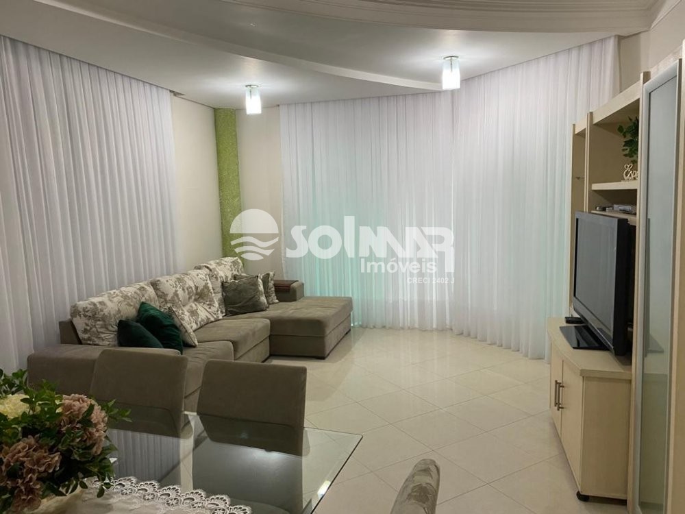 04 DORM SENDO 02 SUTES E 02 VAGAS - QUADRA MAR