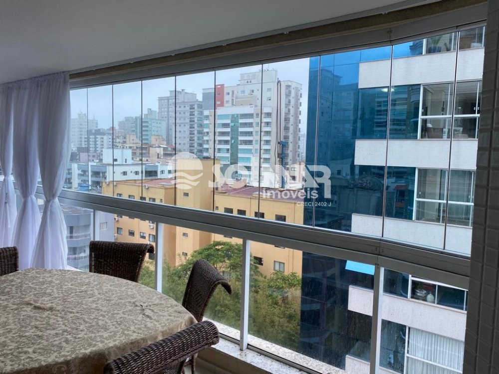 04 DORM SENDO 02 SUTES E 02 VAGAS - QUADRA MAR