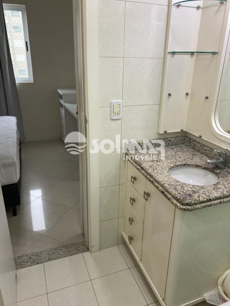 04 DORM SENDO 02 SUTES E 02 VAGAS - QUADRA MAR