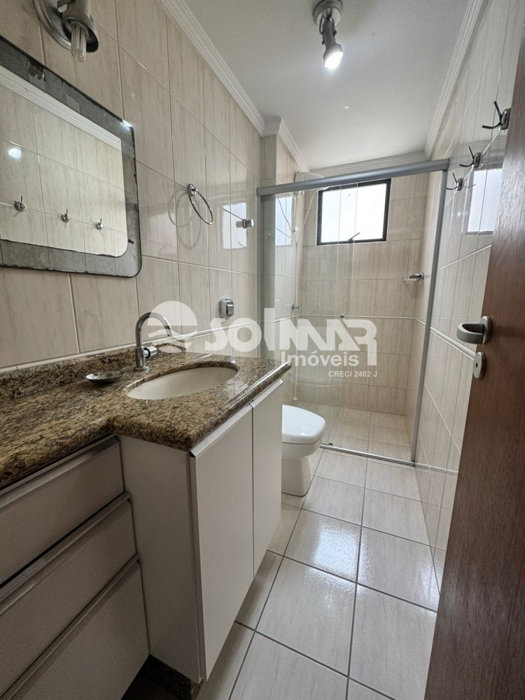 03 DORM E 01 VAGA DE GARAGEM - MEIA PRAIA 