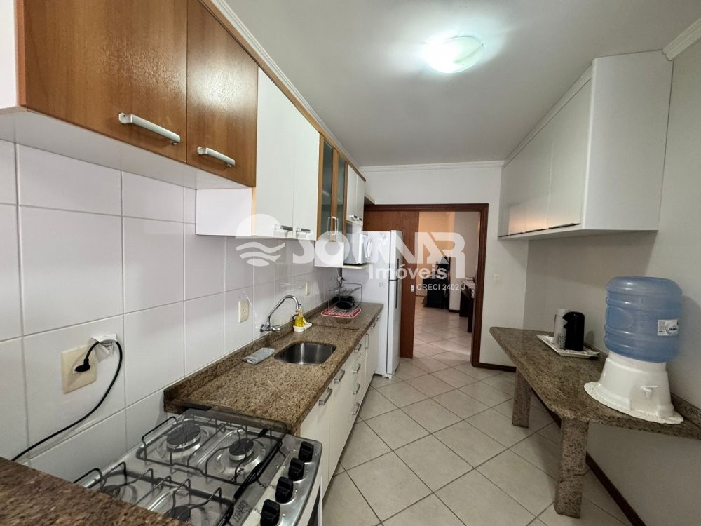 03 DORM E 01 VAGA DE GARAGEM - MEIA PRAIA 