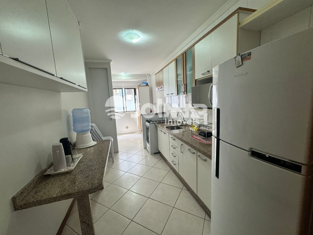 03 DORM E 01 VAGA DE GARAGEM - MEIA PRAIA 