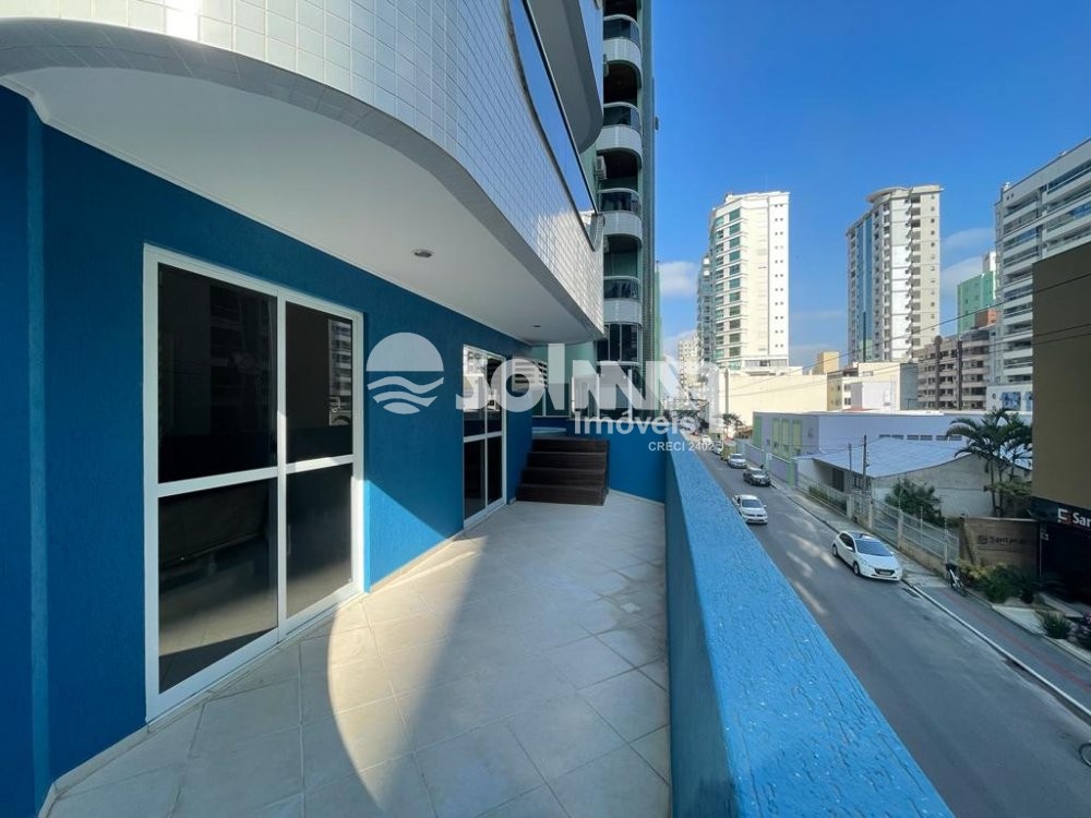 03 DORMITRIOS E 01 VAGA - PISCINA PRIVATIVA 