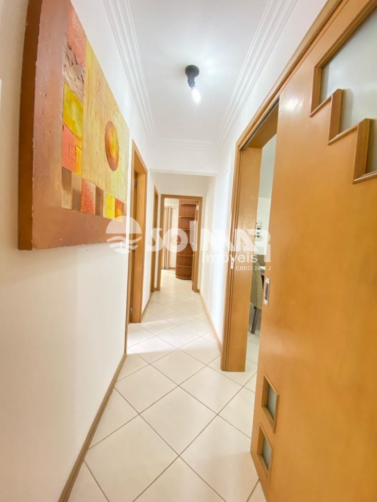 03 DORMITRIOS E 02 VAGAS DE GARAGEM - QUADRA MAR 