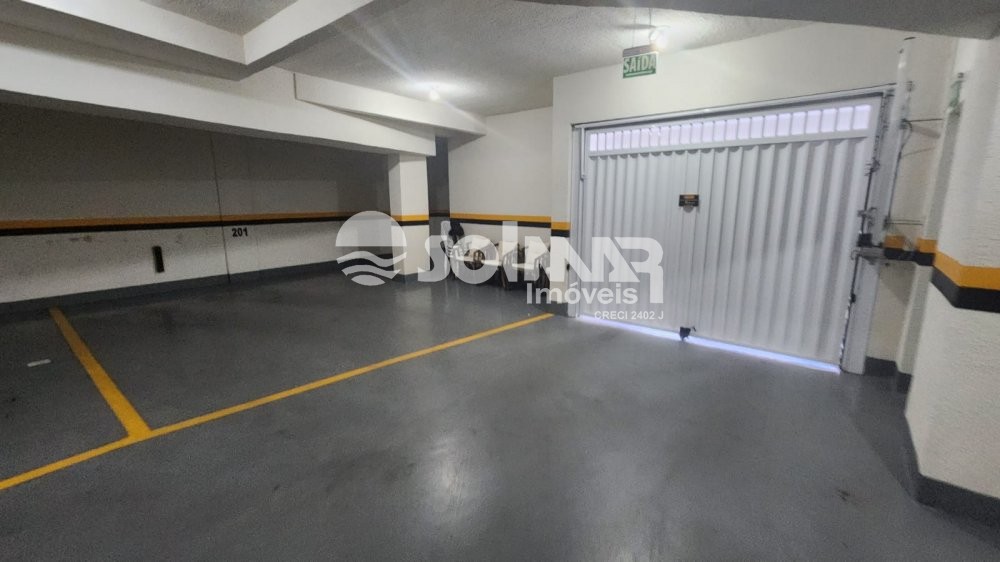 (Aluguel Anual) 02 su�tes + 01 dorm 02 vagas