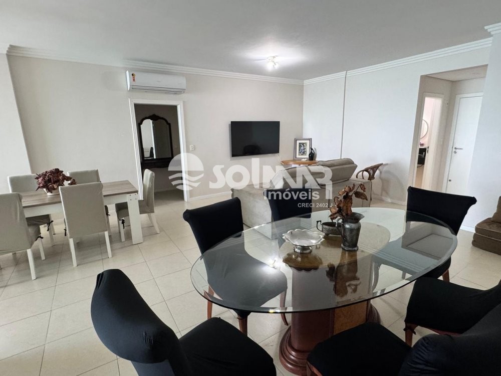 03 SUTES E 02 VAGAS DE GARAGEM - FRENTE MAR