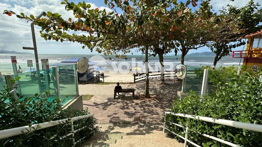 03 SUTES E 02 VAGAS DE GARAGEM - FRENTE MAR