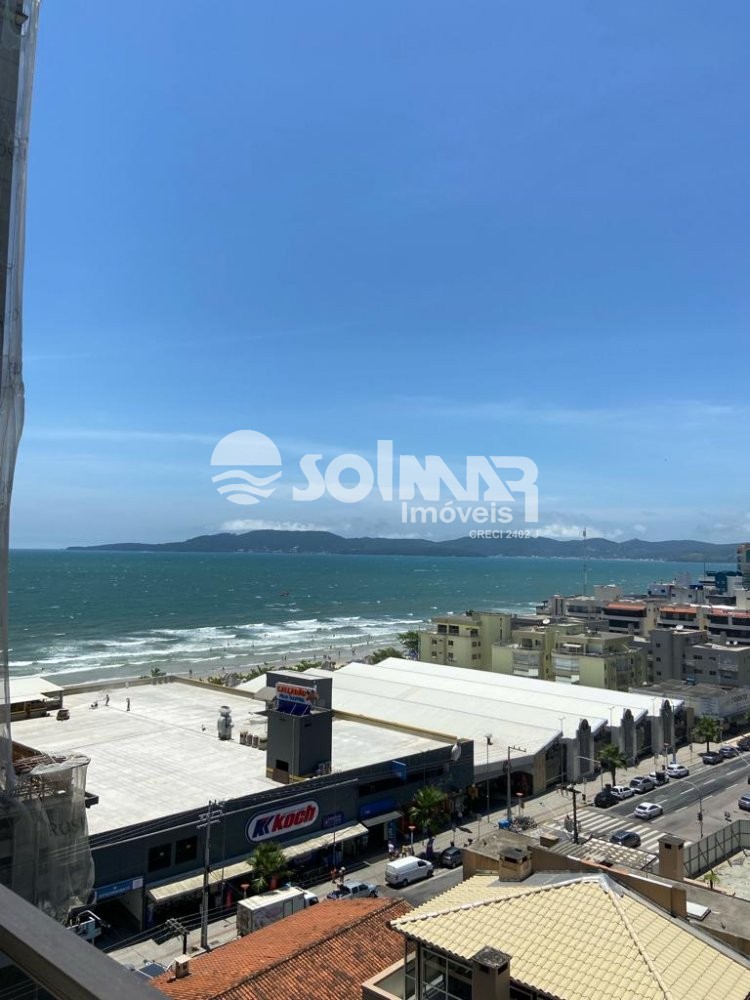 COBERTURA COM 03 DORM E 02 VAGAS - MEIA PRAIA