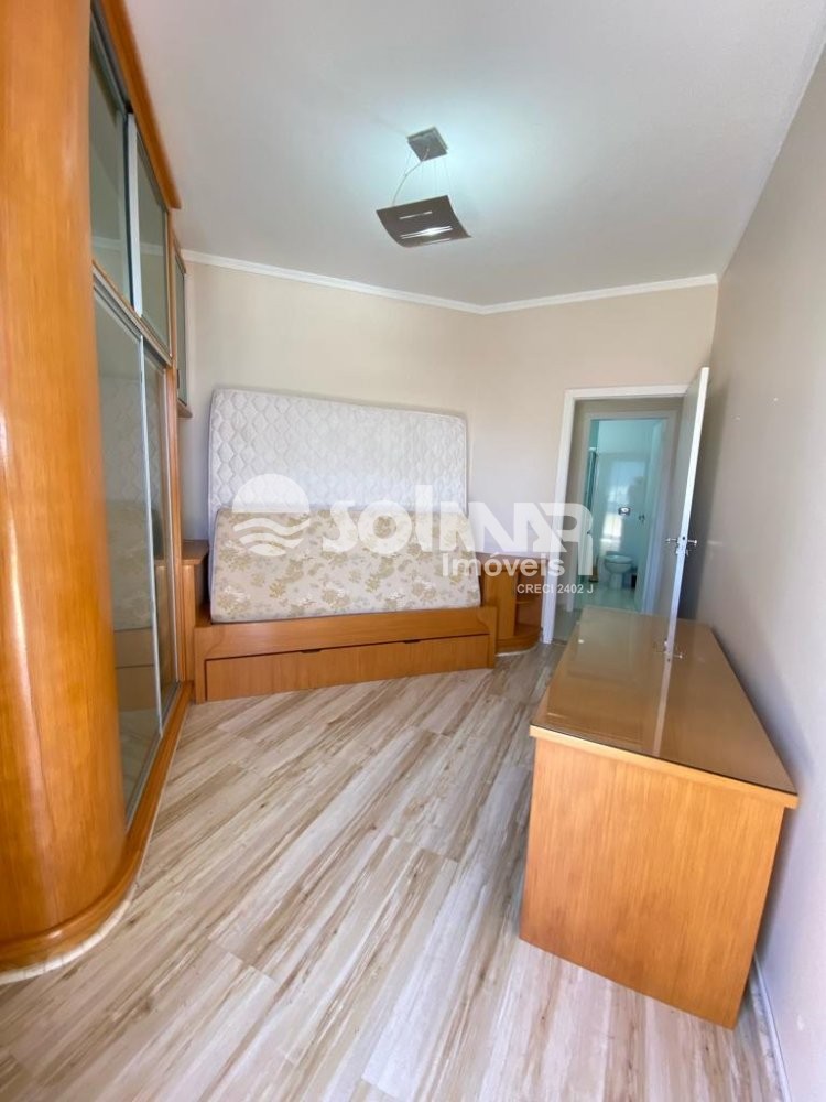 COBERTURA COM 03 DORM E 02 VAGAS - MEIA PRAIA