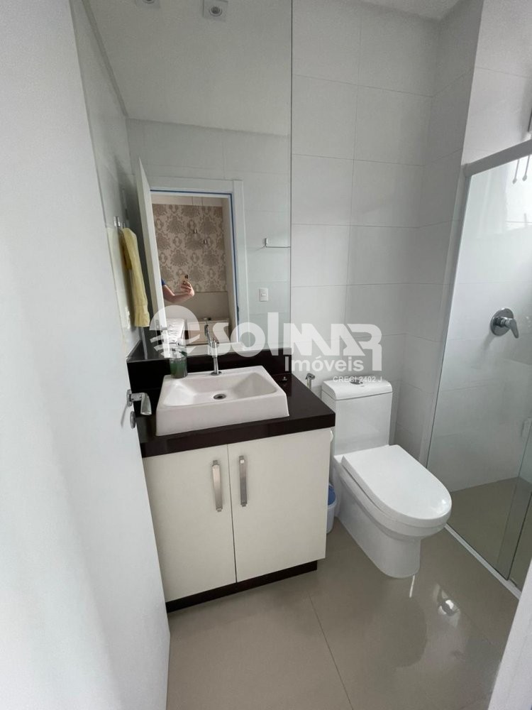 03 SUTES E 03 VAGAS DE GARAGEM - MEIA PRAIA 