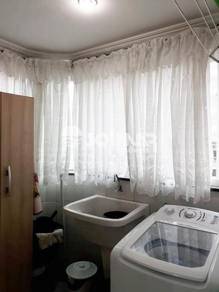 03 DORMITRIOS 01 VAGA DE GARAGEM - MEIA PRAIA