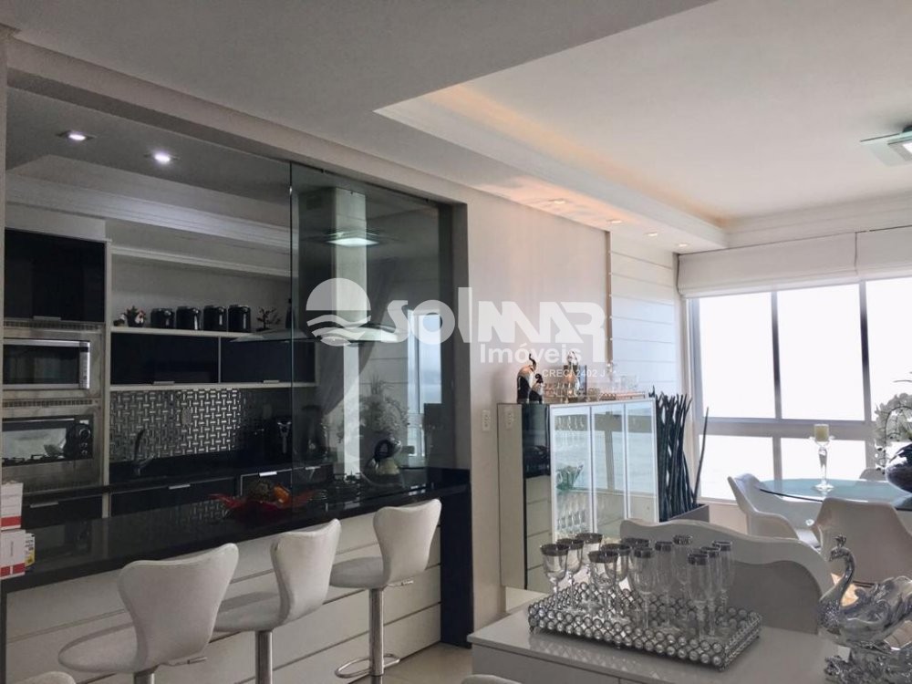 03 SUTES E 02 VAGAS DE GARAGEM - FRENTE MAR