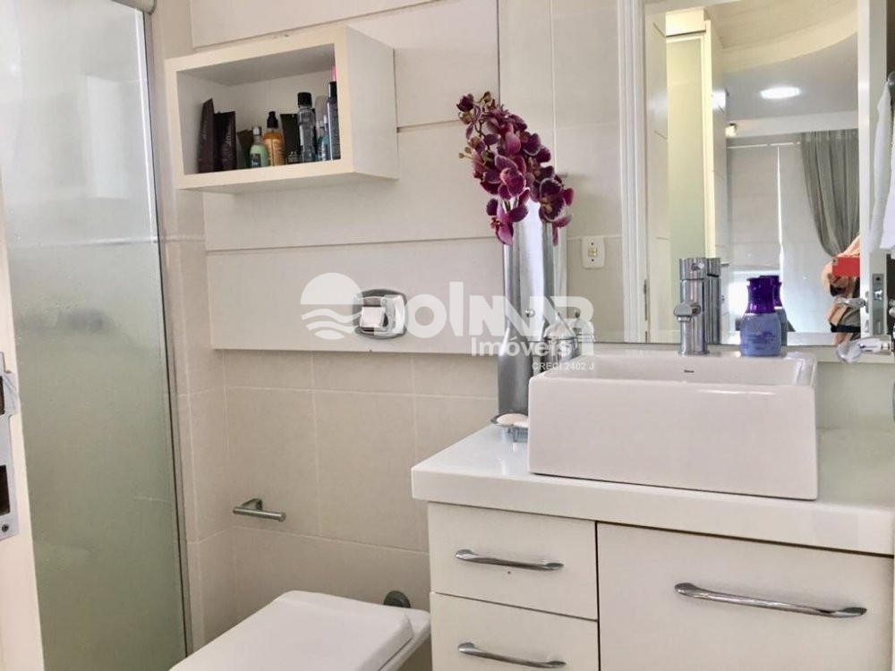 03 SUTES E 02 VAGAS DE GARAGEM - FRENTE MAR