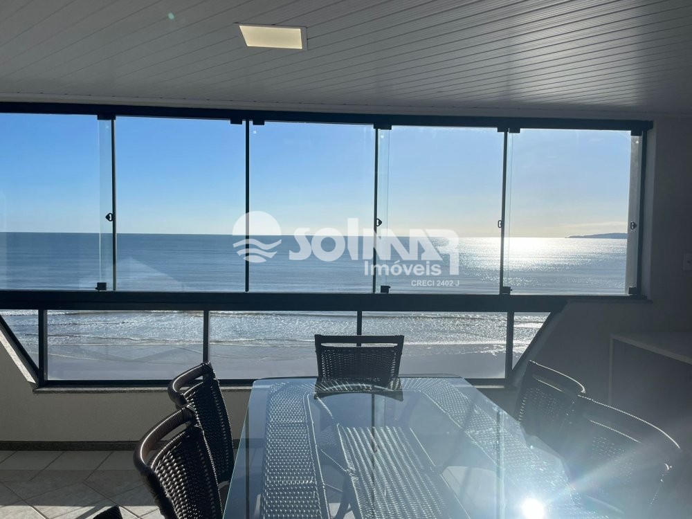 05 DORMIT�RIOS FRENTE MAR NA MEIA PRAIA