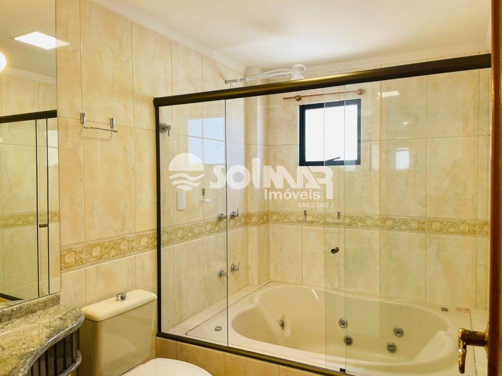 05 DORMIT�RIOS FRENTE MAR NA MEIA PRAIA