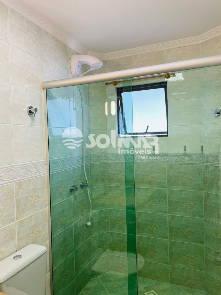 05 DORMIT�RIOS FRENTE MAR NA MEIA PRAIA