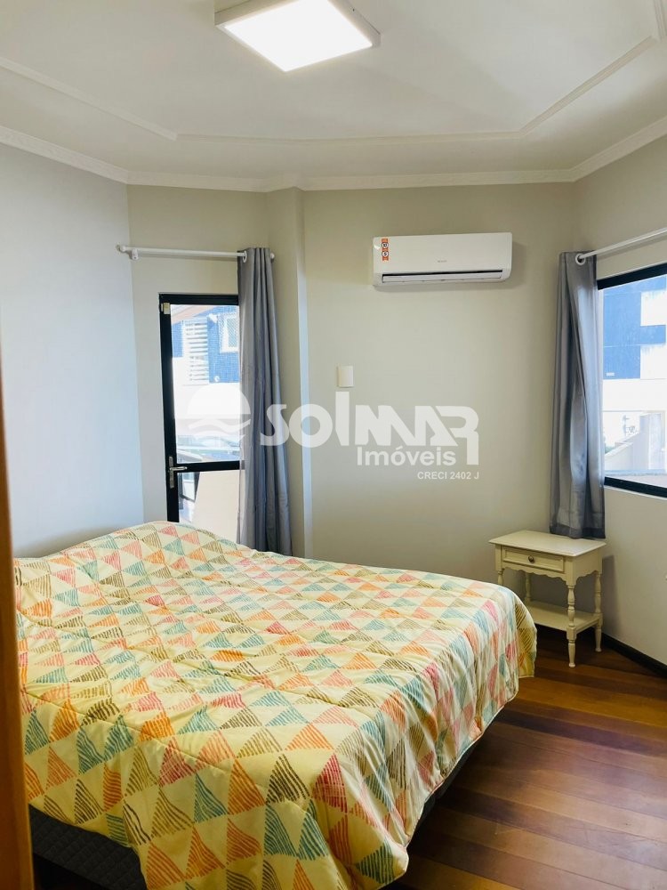 05 DORMIT�RIOS FRENTE MAR NA MEIA PRAIA