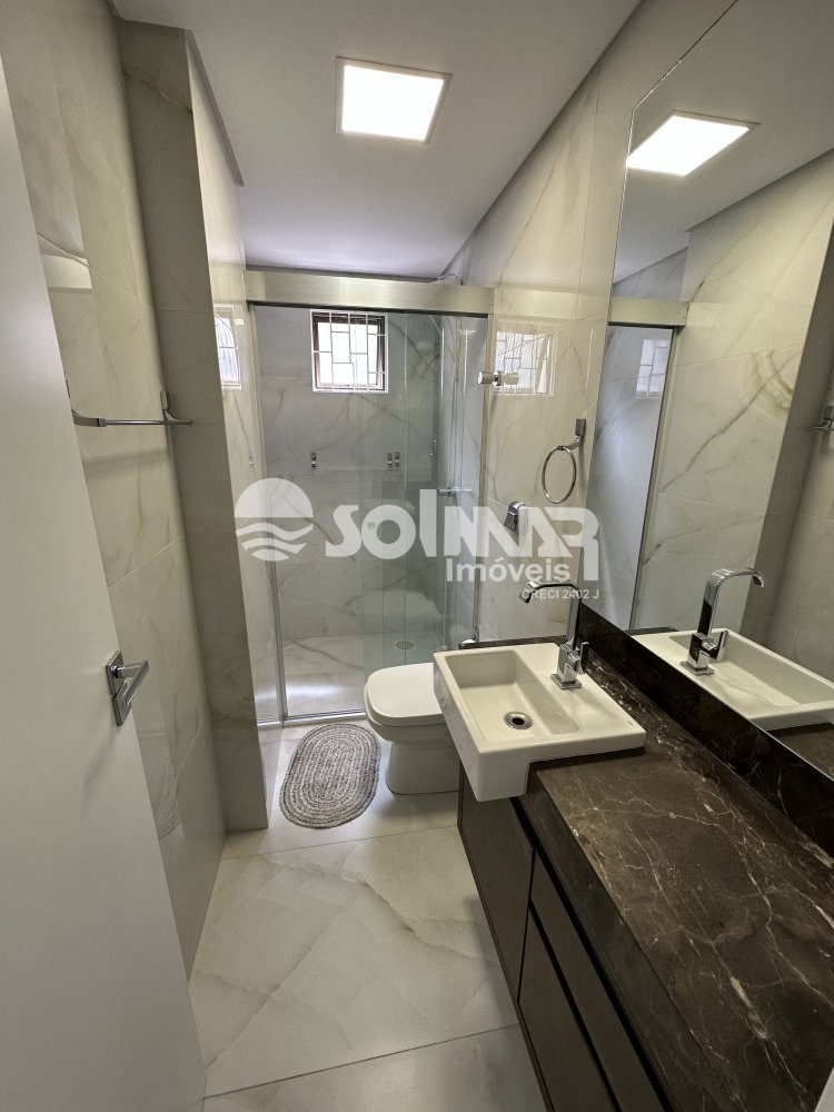 03 DORMITRIOS E 01 VAGA DE GARAGEM - LATERAL MAR