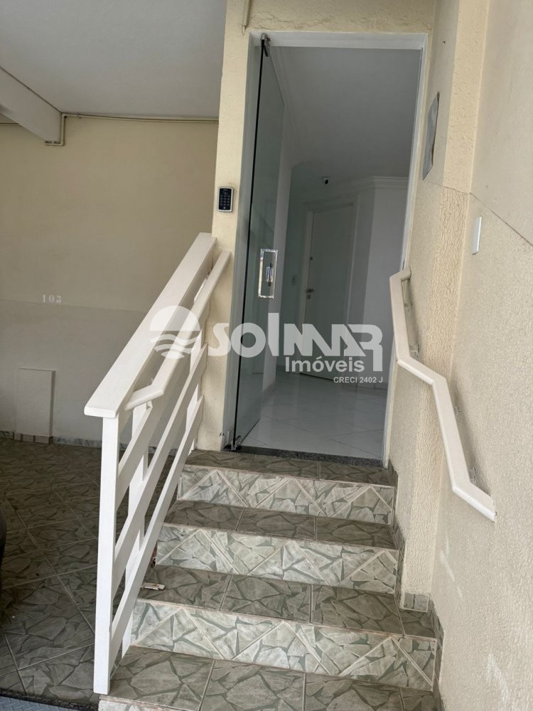 02 DORM E 01 VAGA DE GARAGEM - AT 150M DO MAR