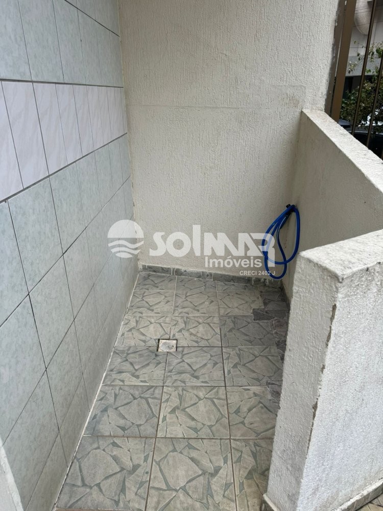 02 DORM E 01 VAGA DE GARAGEM - AT 150M DO MAR