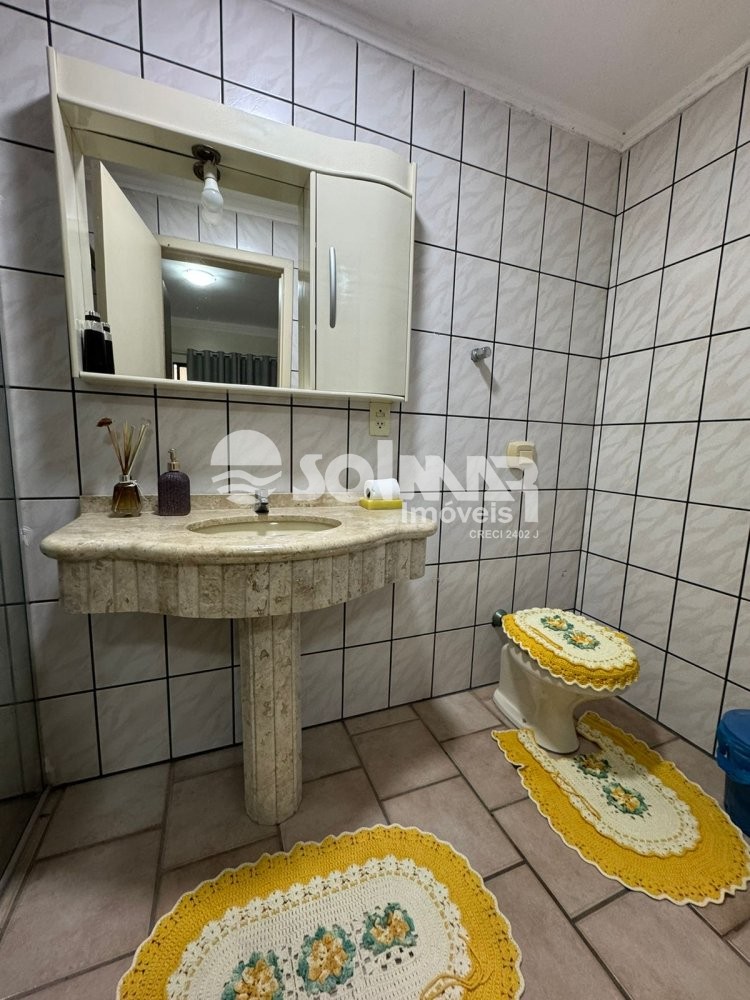 02 DORM E 01 VAGA DE GARAGEM - AT 150M DO MAR