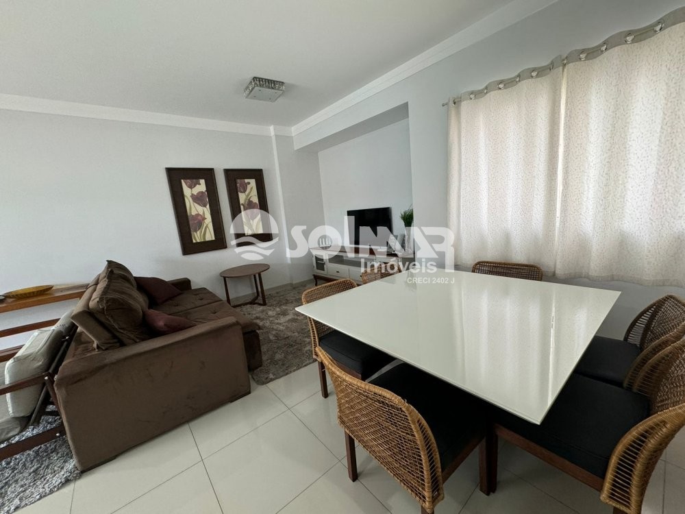 03 DORMITRIOS E 01 VAGA DE GARAGEM - MEIA PRAIA