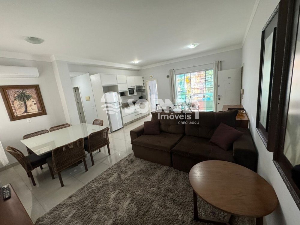 03 DORMITRIOS E 01 VAGA DE GARAGEM - MEIA PRAIA