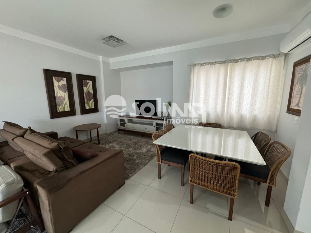 03 DORMITRIOS E 01 VAGA DE GARAGEM - MEIA PRAIA