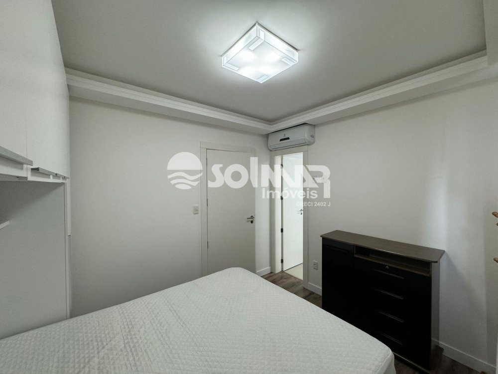 02 SUTES E 02 VAGAS DE GARAGEM - MEIA PRAIA