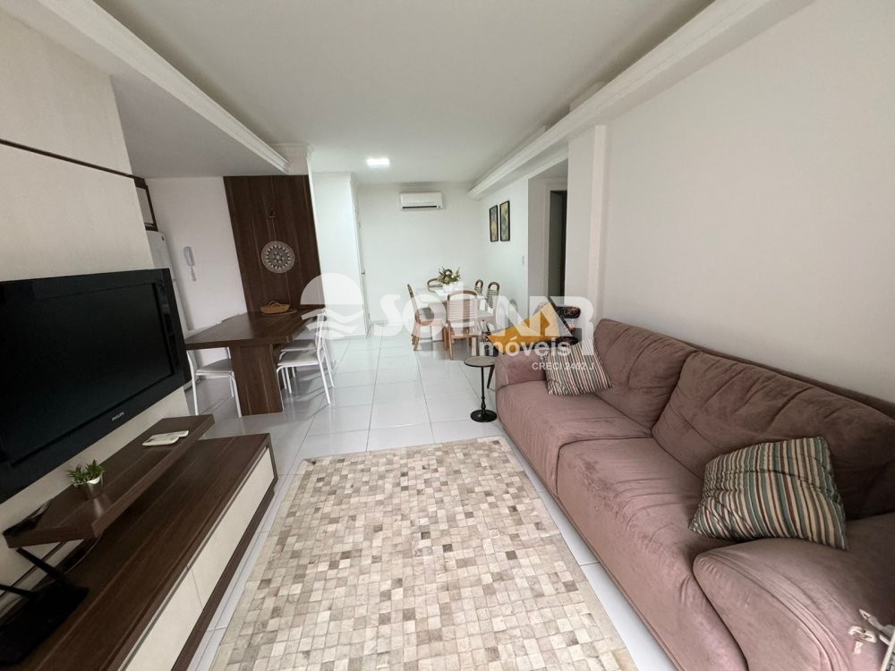 02 DORMITRIOS E 02 VAGAS DE GARAGEM - MEIA PRAIA