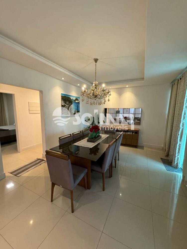 04 SUTES E 03 VAGAS DE GARAGEM - 100M DO MAR