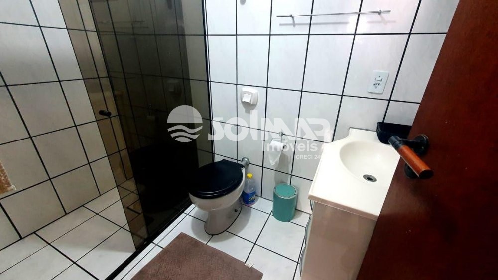 02 DORMIT�RIOS E 01 VAGA - AT� 200M DO MAR