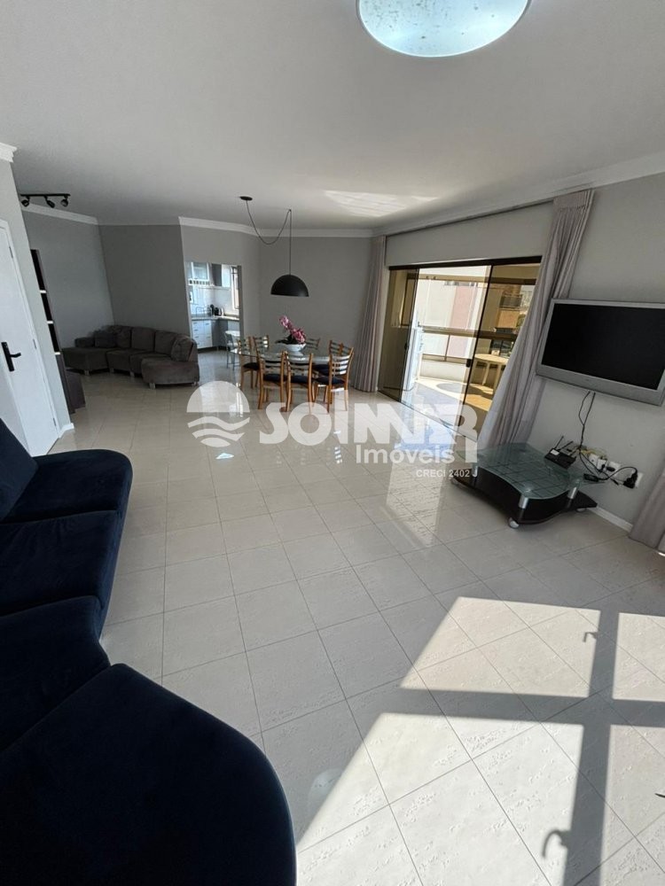 05 SUTES E 02 VAGAS - FRENTE MAR 