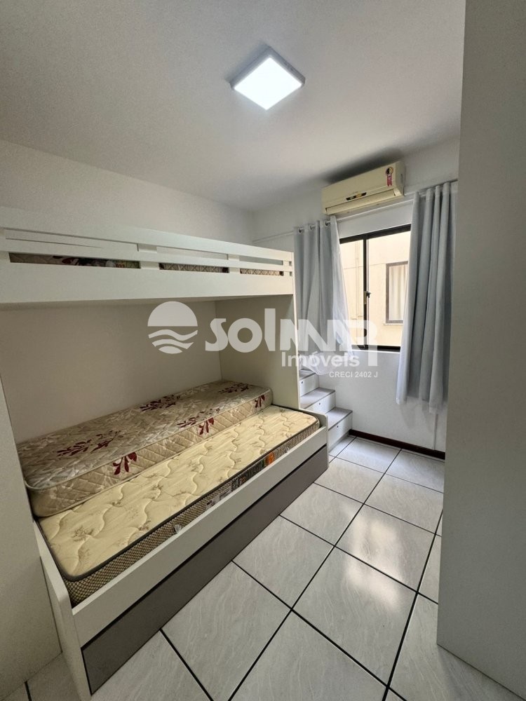 02 DORMIT�RIOS E 01 VAGA DE GARAGEM - QUADRA MAR