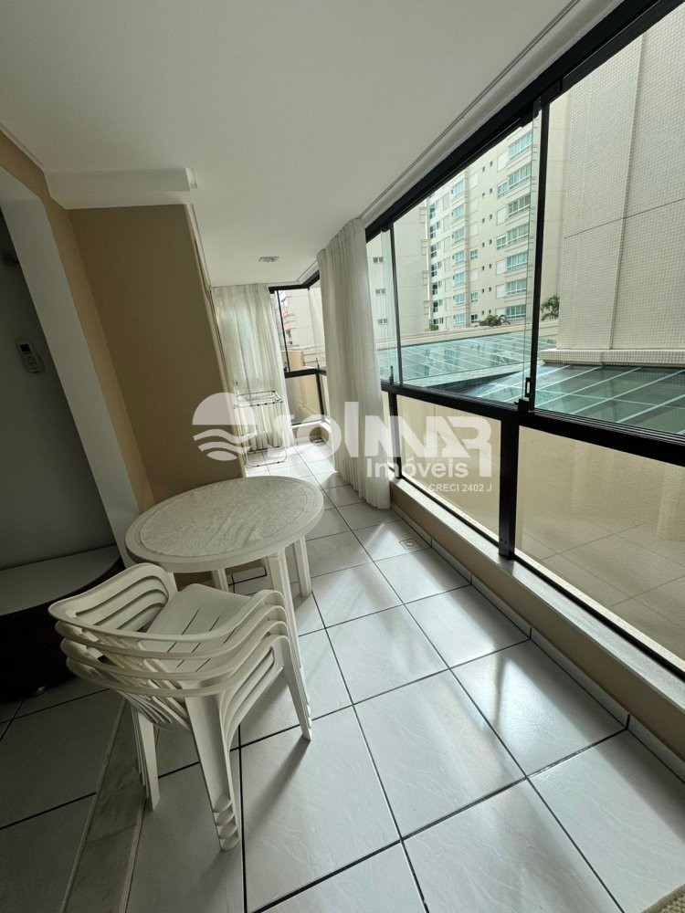 02 DORMIT�RIOS E 01 VAGA DE GARAGEM - QUADRA MAR