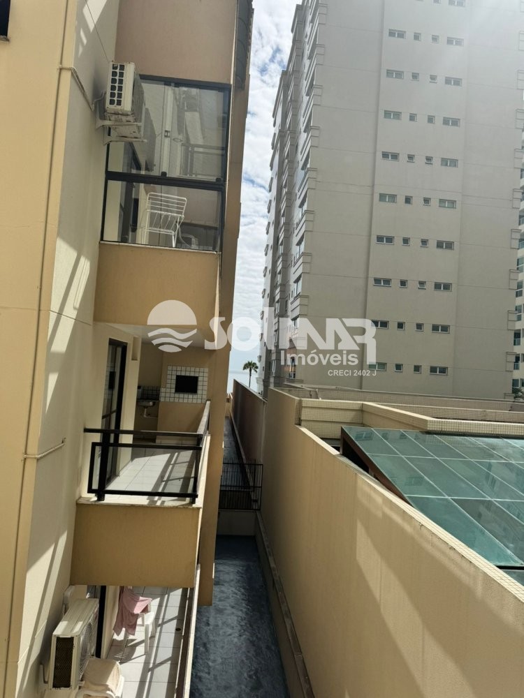 02 DORMIT�RIOS E 01 VAGA DE GARAGEM - QUADRA MAR