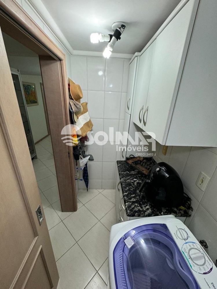 03 DORMITRIOS E 02 VAGAS DE GARAGEM - QUADRA MAR