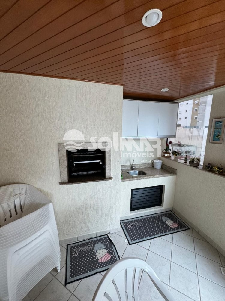 03 DORMITRIOS E 02 VAGAS DE GARAGEM - QUADRA MAR